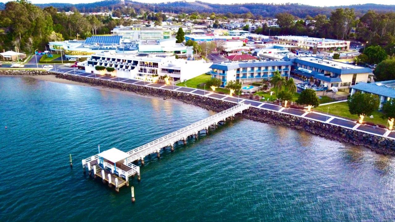 Zorba Waterfront Motel Batemans Bay Exterior photo