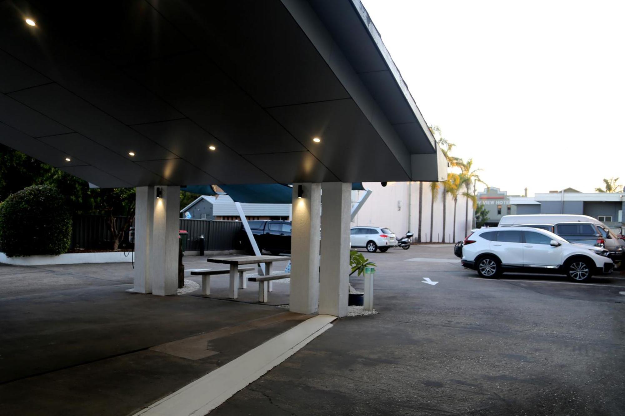 Zorba Waterfront Motel Batemans Bay Exterior photo