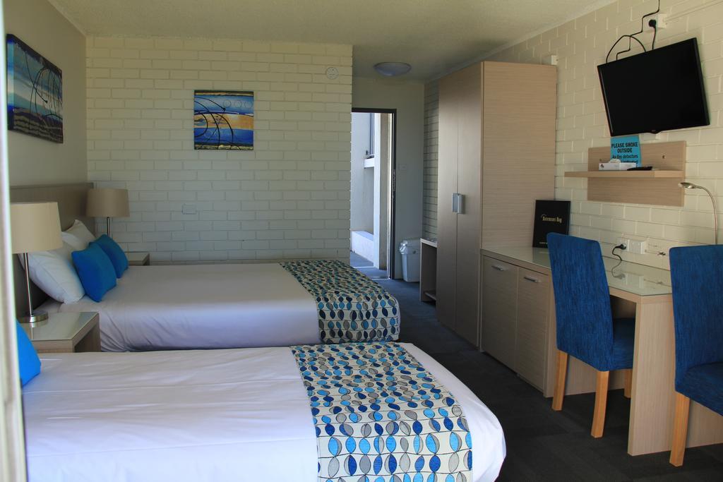 Zorba Waterfront Motel Batemans Bay Exterior photo